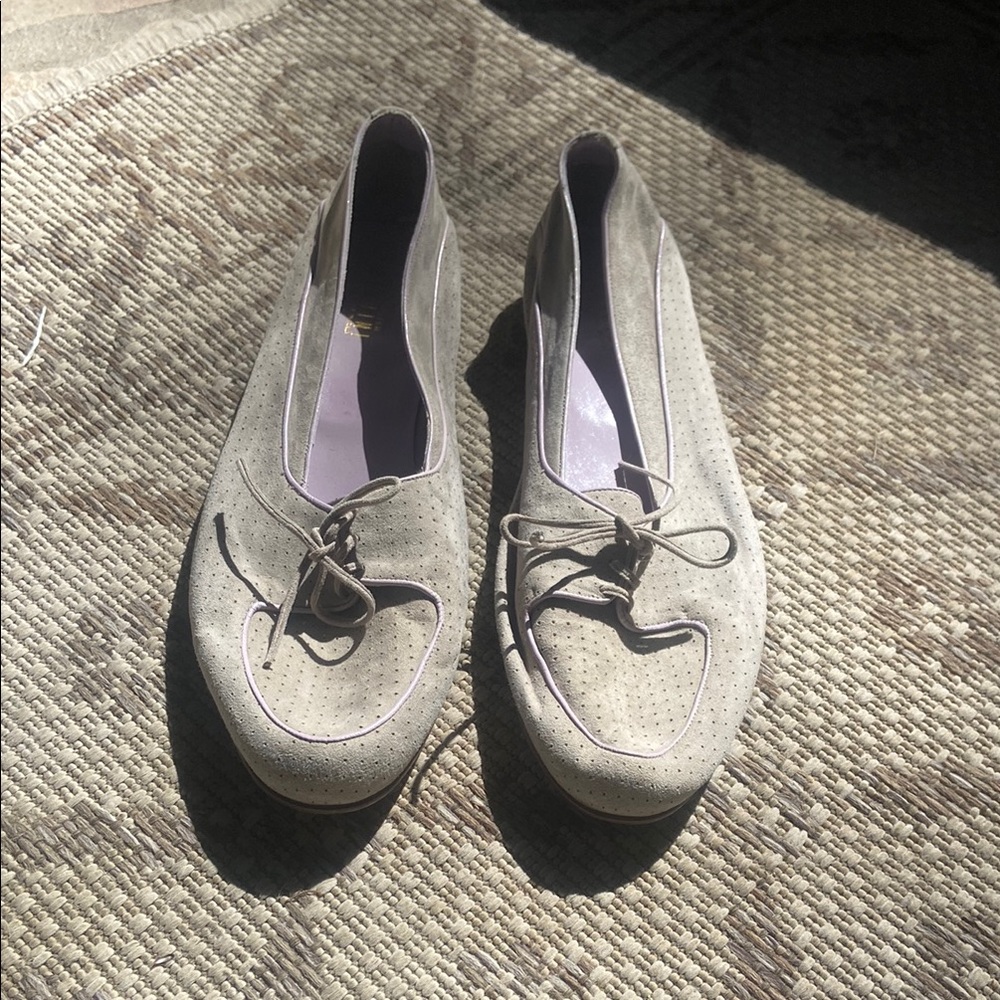 Elegant Beige Men’s Loafers